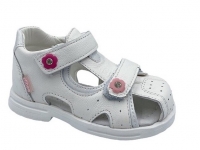 Clibee tütarlaste sandaalid
